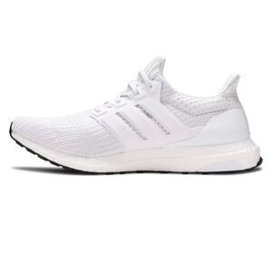 *New With Tag* Adidas Ultraboost 4.0 DNA in Cloud White